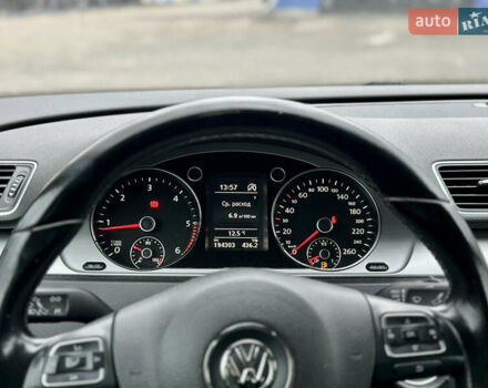 Фольксваген Пассат 2013 в Киеве на Automoto.ua Белый Фольксваген Пассат, объемом двигателя 1.6 л и пробегом 194 тыс. км за 11400 $, фото 11 на Automoto.ua