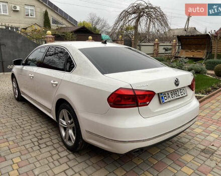 Белый Фольксваген Пассат, объемом двигателя 1.97 л и пробегом 270 тыс. км за 13200 $, фото 2 на Automoto.ua