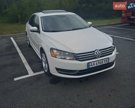 Білий Фольксваген Пассат, об'ємом двигуна 2.5 л та пробігом 174 тис. км за 11700 $, фото 12 на Automoto.ua