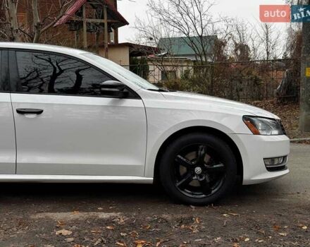 Білий Фольксваген Пассат, об'ємом двигуна 2.5 л та пробігом 206 тис. км за 9990 $, фото 3 на Automoto.ua