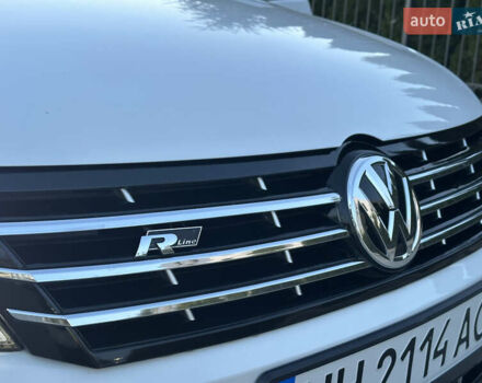 Фольксваген Пассат 2013 в Одессе на Automoto.ua Белый Фольксваген Пассат, объемом двигателя 1.98 л и пробегом 150 тыс. км за 12500 $, фото 68 на Automoto.ua