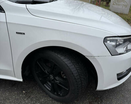 Білий Фольксваген Пассат, об'ємом двигуна 1.8 л та пробігом 221 тис. км за 11000 $, фото 7 на Automoto.ua