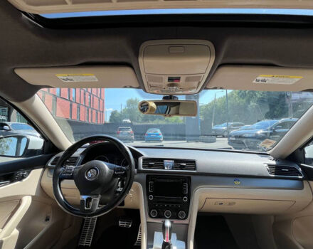 Белый Фольксваген Пассат, объемом двигателя 2 л и пробегом 135 тыс. км за 11500 $, фото 8 на Automoto.ua