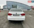 Белый Фольксваген Пассат, объемом двигателя 1.8 л и пробегом 140 тыс. км за 10999 $, фото 5 на Automoto.ua