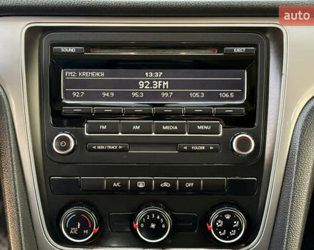 Білий Фольксваген Пассат, об'ємом двигуна 1.8 л та пробігом 207 тис. км за 8390 $, фото 16 на Automoto.ua