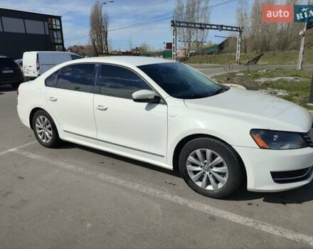 Белый Фольксваген Пассат, объемом двигателя 1.8 л и пробегом 173 тыс. км за 9300 $, фото 1 на Automoto.ua