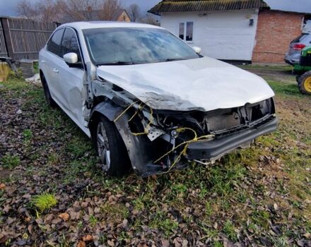 Белый Фольксваген Пассат, объемом двигателя 0 л и пробегом 139 тыс. км за 6500 $, фото 3 на Automoto.ua