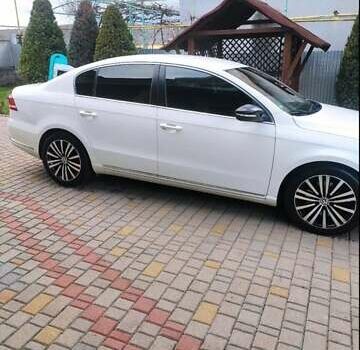 Белый Фольксваген Пассат, объемом двигателя 1.97 л и пробегом 282 тыс. км за 13800 $, фото 6 на Automoto.ua