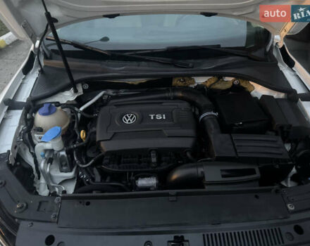 Белый Фольксваген Пассат, объемом двигателя 1.8 л и пробегом 123 тыс. км за 10100 $, фото 12 на Automoto.ua