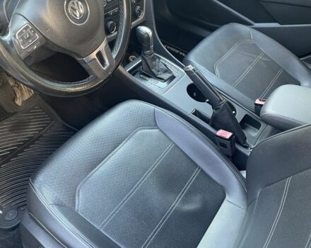 Белый Фольксваген Пассат, объемом двигателя 1.8 л и пробегом 165 тыс. км за 11500 $, фото 5 на Automoto.ua