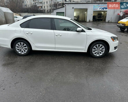 Білий Фольксваген Пассат, об'ємом двигуна 1.78 л та пробігом 200 тис. км за 8500 $, фото 4 на Automoto.ua