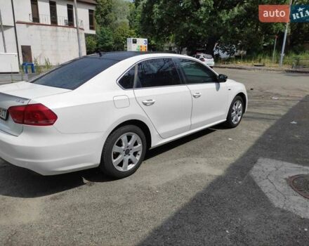 Белый Фольксваген Пассат, объемом двигателя 1.8 л и пробегом 283 тыс. км за 9700 $, фото 7 на Automoto.ua