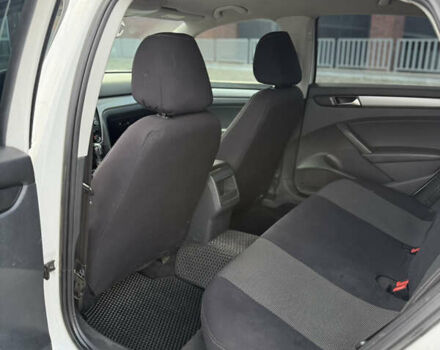 Білий Фольксваген Пассат, об'ємом двигуна 1.8 л та пробігом 182 тис. км за 8899 $, фото 18 на Automoto.ua