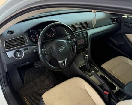 Белый Фольксваген Пассат, объемом двигателя 1.8 л и пробегом 210 тыс. км за 10999 $, фото 14 на Automoto.ua