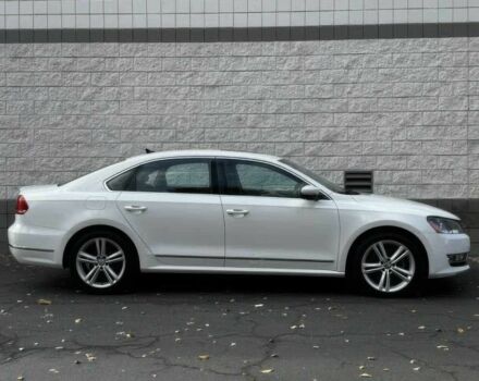 Белый Фольксваген Пассат, объемом двигателя 2 л и пробегом 83 тыс. км за 7000 $, фото 3 на Automoto.ua