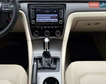 Белый Фольксваген Пассат, объемом двигателя 1.8 л и пробегом 204 тыс. км за 9900 $, фото 42 на Automoto.ua