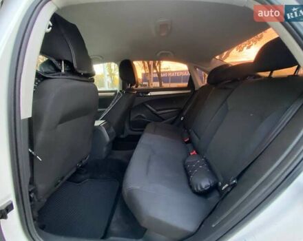 Белый Фольксваген Пассат, объемом двигателя 1.8 л и пробегом 192 тыс. км за 9900 $, фото 14 на Automoto.ua