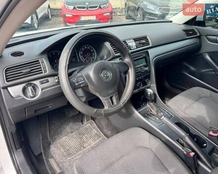 Белый Фольксваген Пассат, объемом двигателя 1.8 л и пробегом 212 тыс. км за 9700 $, фото 14 на Automoto.ua