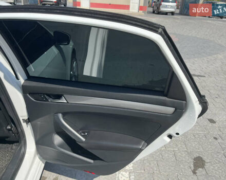 Белый Фольксваген Пассат, объемом двигателя 2.47 л и пробегом 184 тыс. км за 9500 $, фото 13 на Automoto.ua