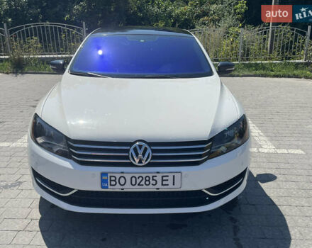 Белый Фольксваген Пассат, объемом двигателя 2.47 л и пробегом 184 тыс. км за 9500 $, фото 5 на Automoto.ua