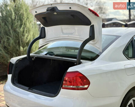 Білий Фольксваген Пассат, об'ємом двигуна 1.8 л та пробігом 207 тис. км за 8390 $, фото 28 на Automoto.ua