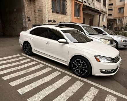 Белый Фольксваген Пассат, объемом двигателя 2 л и пробегом 168 тыс. км за 13000 $, фото 1 на Automoto.ua