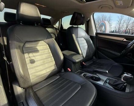 Білий Фольксваген Пассат, об'ємом двигуна 1.8 л та пробігом 184 тис. км за 11500 $, фото 10 на Automoto.ua