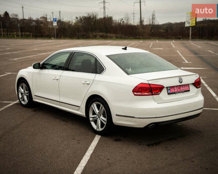 Білий Фольксваген Пассат, об'ємом двигуна 2 л та пробігом 205 тис. км за 12999 $, фото 2 на Automoto.ua