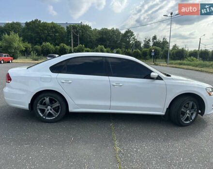 Білий Фольксваген Пассат, об'ємом двигуна 1.8 л та пробігом 161 тис. км за 9800 $, фото 4 на Automoto.ua