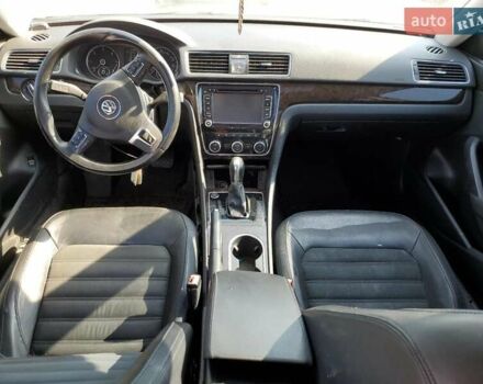 Белый Фольксваген Пассат, объемом двигателя 2 л и пробегом 158 тыс. км за 2200 $, фото 7 на Automoto.ua