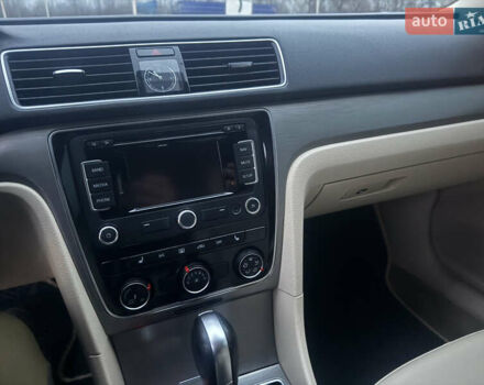 Белый Фольксваген Пассат, объемом двигателя 1.8 л и пробегом 123 тыс. км за 10100 $, фото 11 на Automoto.ua