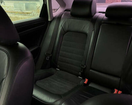 Білий Фольксваген Пассат, об'ємом двигуна 2 л та пробігом 234 тис. км за 13499 $, фото 12 на Automoto.ua