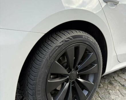 Білий Фольксваген Пассат, об'ємом двигуна 1.8 л та пробігом 182 тис. км за 8899 $, фото 10 на Automoto.ua