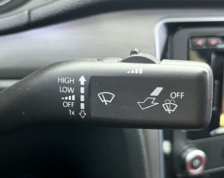 Білий Фольксваген Пассат, об'ємом двигуна 1.8 л та пробігом 174 тис. км за 10000 $, фото 7 на Automoto.ua