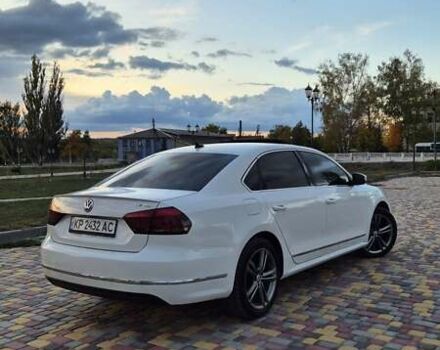 Білий Фольксваген Пассат, об'ємом двигуна 2 л та пробігом 160 тис. км за 11800 $, фото 4 на Automoto.ua