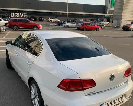 Белый Фольксваген Пассат, объемом двигателя 1.8 л и пробегом 192 тыс. км за 12000 $, фото 4 на Automoto.ua