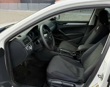 Білий Фольксваген Пассат, об'ємом двигуна 1.8 л та пробігом 182 тис. км за 8899 $, фото 13 на Automoto.ua