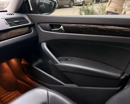 Белый Фольксваген Пассат, объемом двигателя 2 л и пробегом 168 тыс. км за 13000 $, фото 12 на Automoto.ua