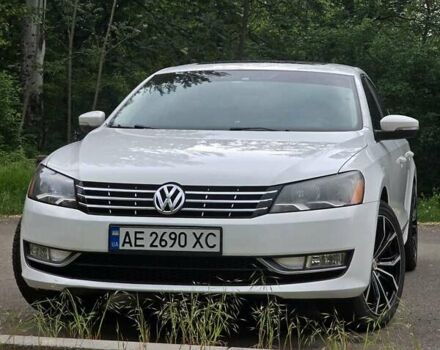 Білий Фольксваген Пассат, об'ємом двигуна 1.8 л та пробігом 176 тис. км за 11600 $, фото 4 на Automoto.ua