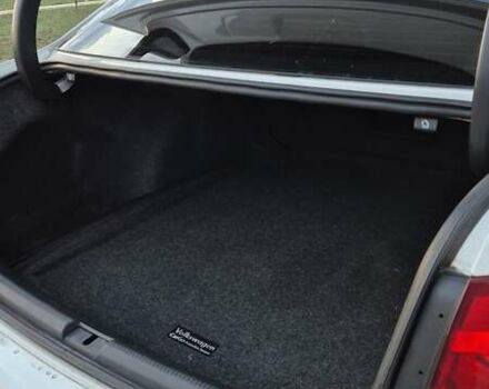 Білий Фольксваген Пассат, об'ємом двигуна 2 л та пробігом 160 тис. км за 11800 $, фото 20 на Automoto.ua