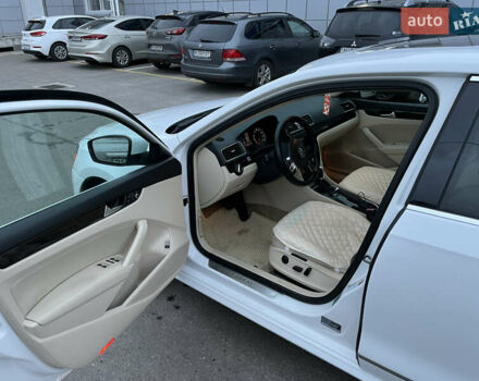 Білий Фольксваген Пассат, об'ємом двигуна 1.97 л та пробігом 132 тис. км за 12600 $, фото 11 на Automoto.ua