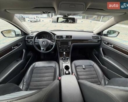 Белый Фольксваген Пассат, объемом двигателя 2 л и пробегом 242 тыс. км за 11500 $, фото 4 на Automoto.ua