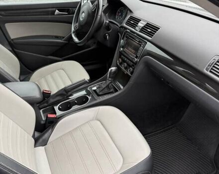 Белый Фольксваген Пассат, объемом двигателя 1.8 л и пробегом 128 тыс. км за 12499 $, фото 9 на Automoto.ua