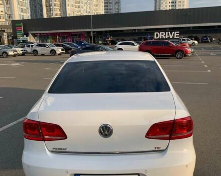 Белый Фольксваген Пассат, объемом двигателя 1.8 л и пробегом 192 тыс. км за 12000 $, фото 5 на Automoto.ua