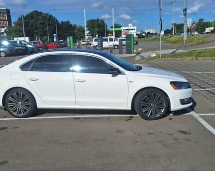 Білий Фольксваген Пассат, об'ємом двигуна 1.8 л та пробігом 177 тис. км за 11000 $, фото 5 на Automoto.ua