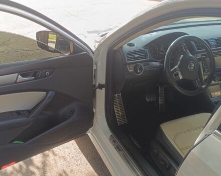 Білий Фольксваген Пассат, об'ємом двигуна 1.8 л та пробігом 158 тис. км за 11000 $, фото 6 на Automoto.ua