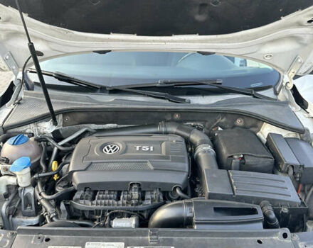 Білий Фольксваген Пассат, об'ємом двигуна 1.8 л та пробігом 146 тис. км за 9000 $, фото 16 на Automoto.ua