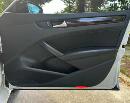 Белый Фольксваген Пассат, объемом двигателя 1.8 л и пробегом 174 тыс. км за 11890 $, фото 26 на Automoto.ua