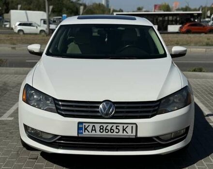 Белый Фольксваген Пассат, объемом двигателя 2 л и пробегом 150 тыс. км за 11500 $, фото 1 на Automoto.ua