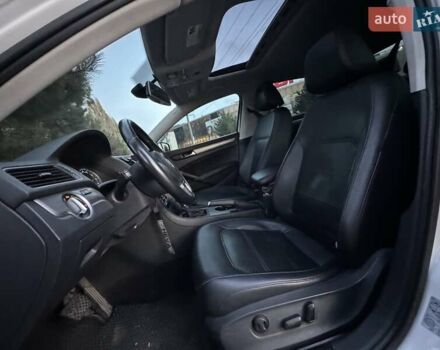 Белый Фольксваген Пассат, объемом двигателя 1.8 л и пробегом 180 тыс. км за 10999 $, фото 14 на Automoto.ua